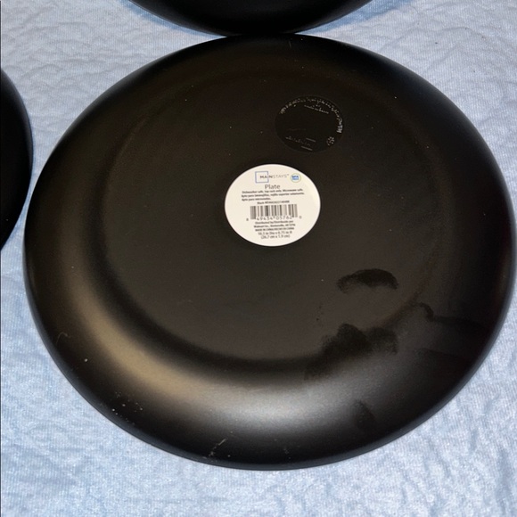 New Mainstays Set of 4 Black Bat Pattern Plastic Dinner Plates - Picture 11 of 13